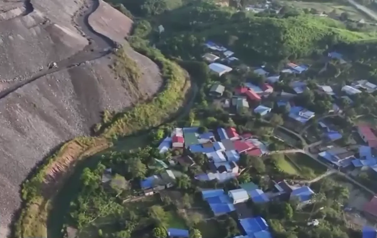 Th&aacute;i Nguy&ecirc;n: Nỗi lo từ c&aacute;c n&uacute;i b&atilde;i thải nằm cạnh khu d&acirc;n cư - Ảnh 4.