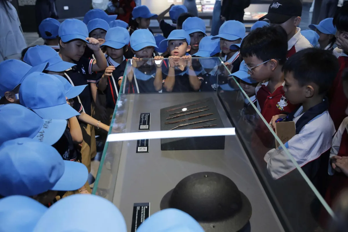 “Bài toán” mới của Bảo tàng khi lượng khách đông kỷ lục - Ảnh 4.