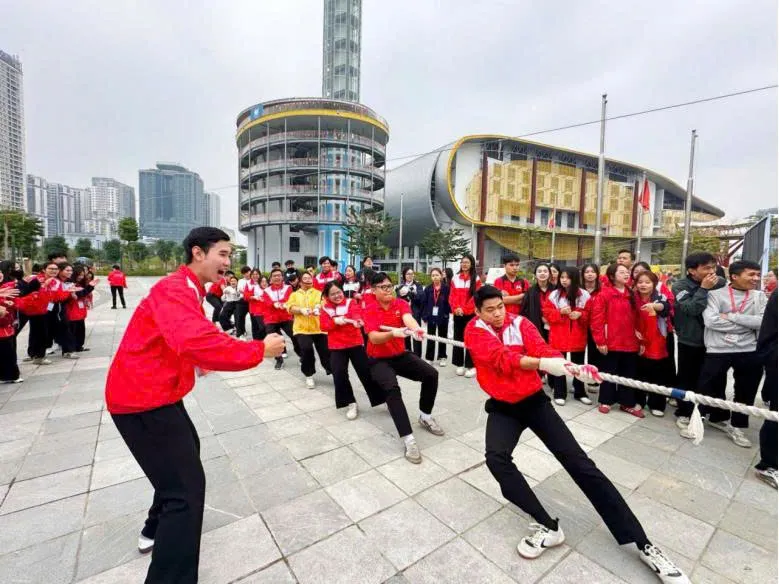 Lightning đồng hành “Trái Tim Tình Nguyện” bắc nhịp yêu thương - Ảnh 3.