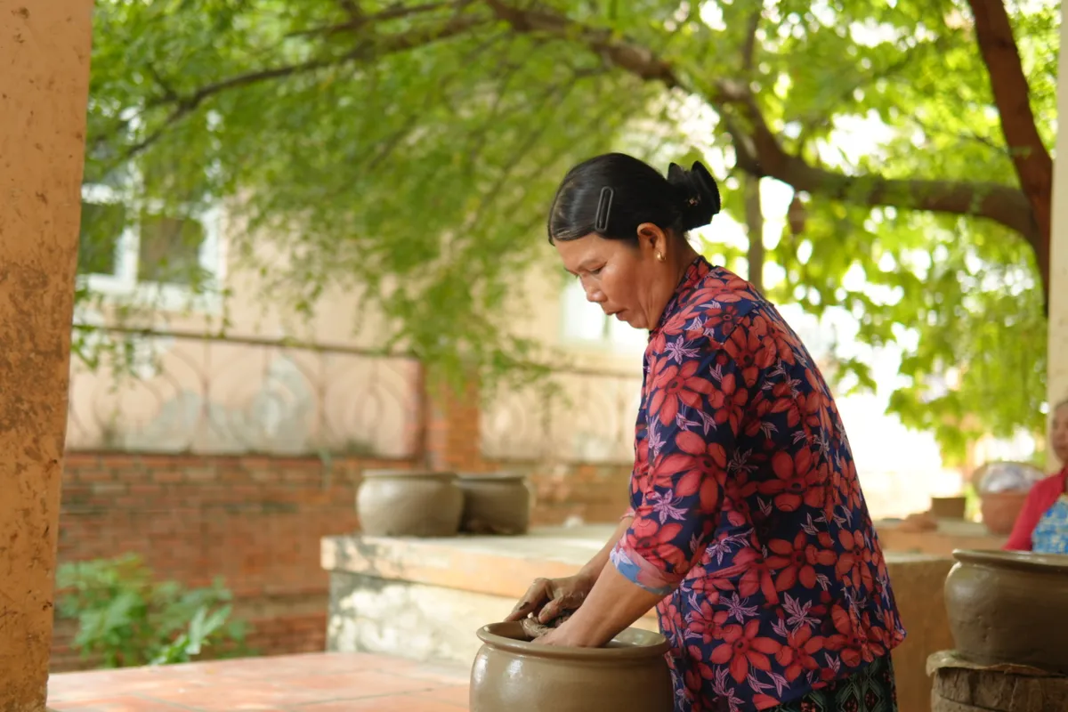 Khánh Hòa: Đầu tư hơn 205 tỷ đồng bảo vệ di sản nghệ thuật làm gốm của người Chăm - Ảnh 2.