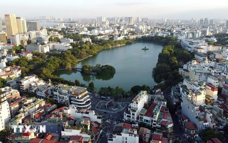 Hồ Hoàn Kiếm. (Ảnh: Huy Hùng/TTXVN)