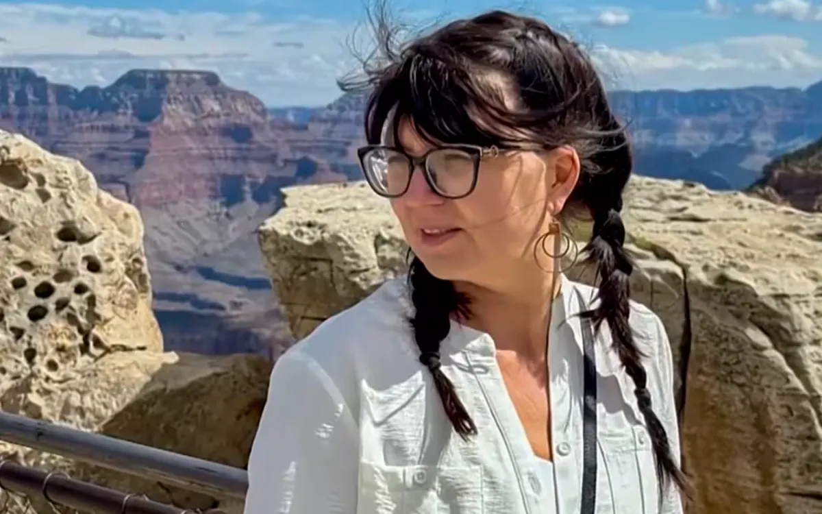 Chị Viktoriia Bulavina bị ICE bắt giữ ngày 4/12/2025, sau khi tham dự buổi phỏng vấn xin thẻ xanh (Ảnh: NBC)