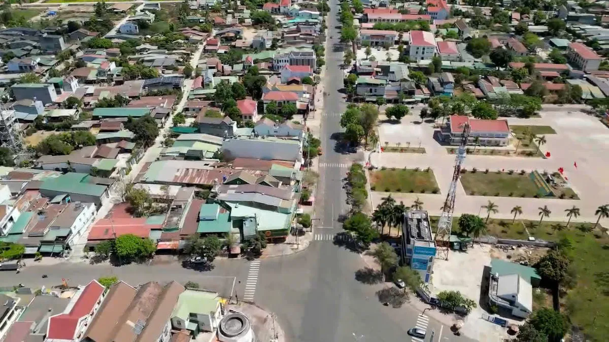 Người có uy tín “gieo hạt niềm tin”, đổi thay đời sống vùng biên Ea Súp - Ảnh 1.