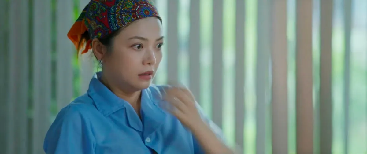 Gia đình trái dấu - Tập 5: Nói dối làm quản lý, vợ xấu hổ gặp chồng và đồng nghiệp ở nhà hàng- Ảnh 2. Gia đình trái dấu - Tập 5: Nói dối làm quản lý, vợ xấu hổ gặp chồng và đồng nghiệp ở nhà hàng- Ảnh 2.