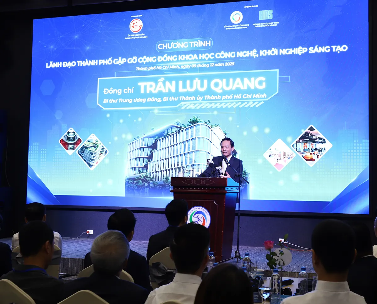 Đề xuất hai đột phá để TP Hồ Chí Minh bứt tốc kinh tế số  - Ảnh 1.