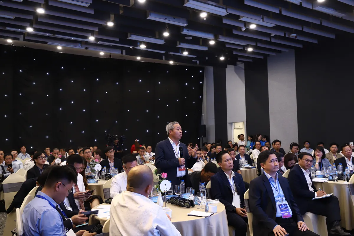 Đề xuất hai đột phá để TP Hồ Chí Minh bứt tốc kinh tế số  - Ảnh 2.