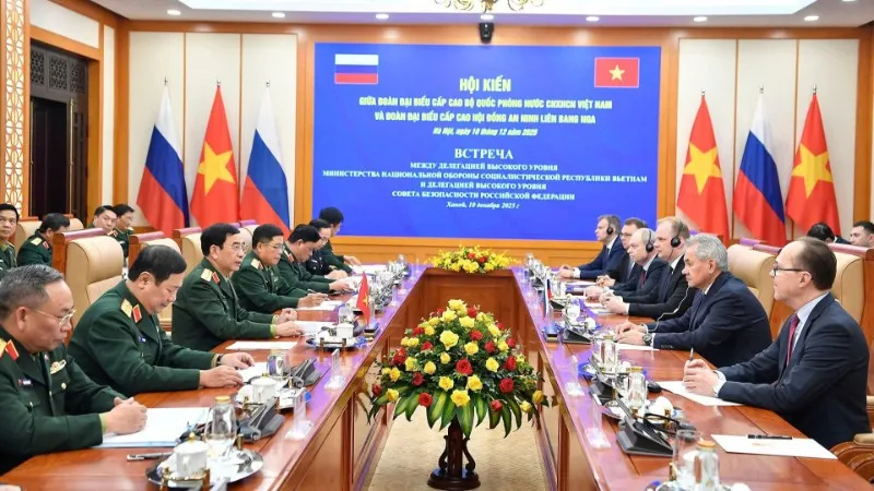 Đại tướng Phan Văn Giang hội kiến Thư ký Hội đồng An ninh Liên bang Nga - Ảnh 2.