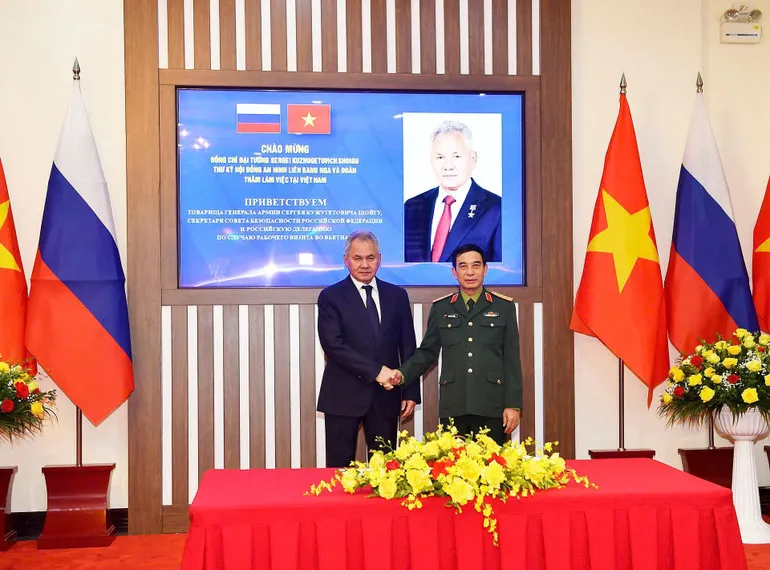 Đại tướng Phan Văn Giang hội kiến Thư ký Hội đồng An ninh Liên bang Nga - Ảnh 1.