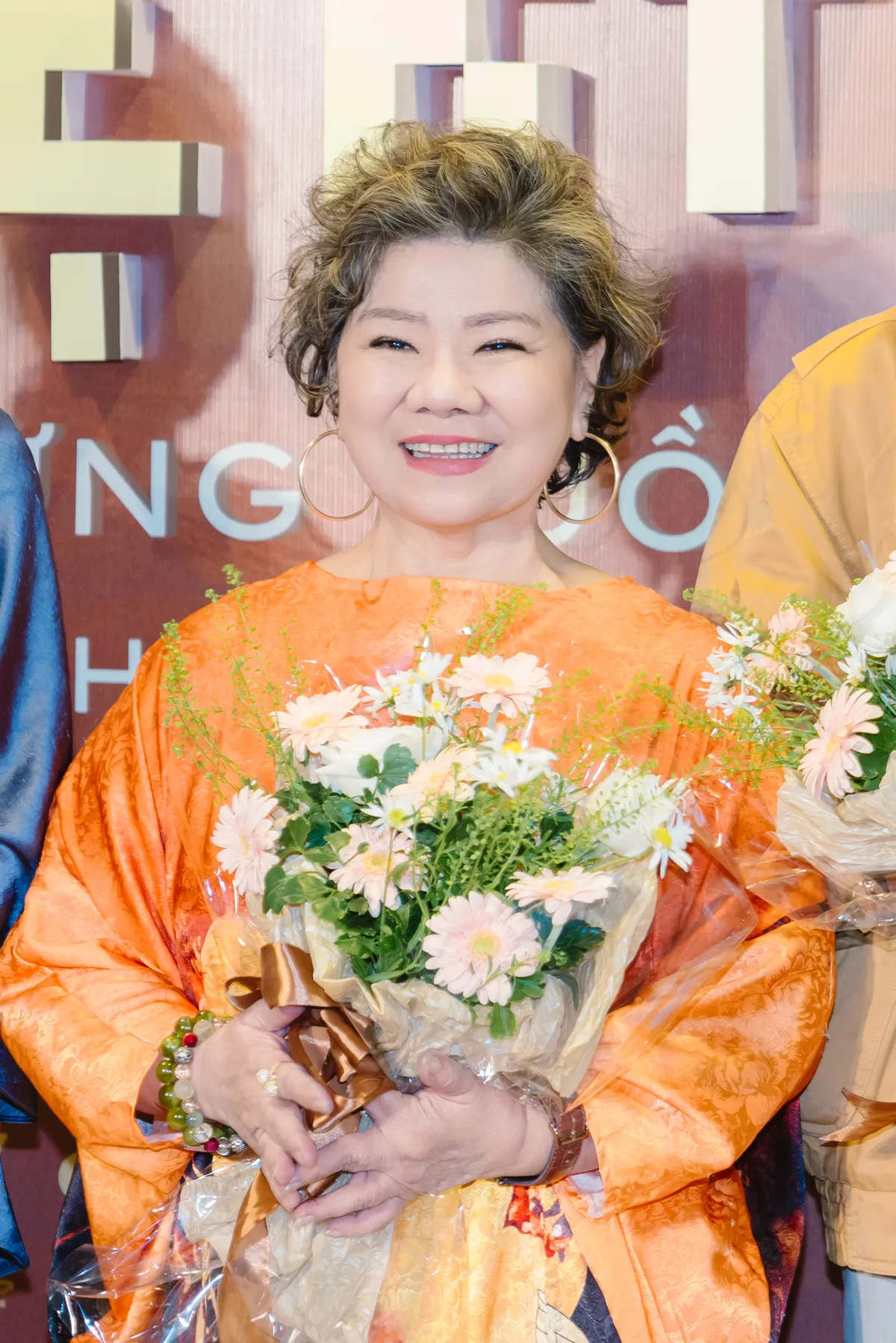 NSND Thanh Hoa chạm ngõ điện ảnh sau 60 năm hoạt động nghệ thuật - Ảnh 5.