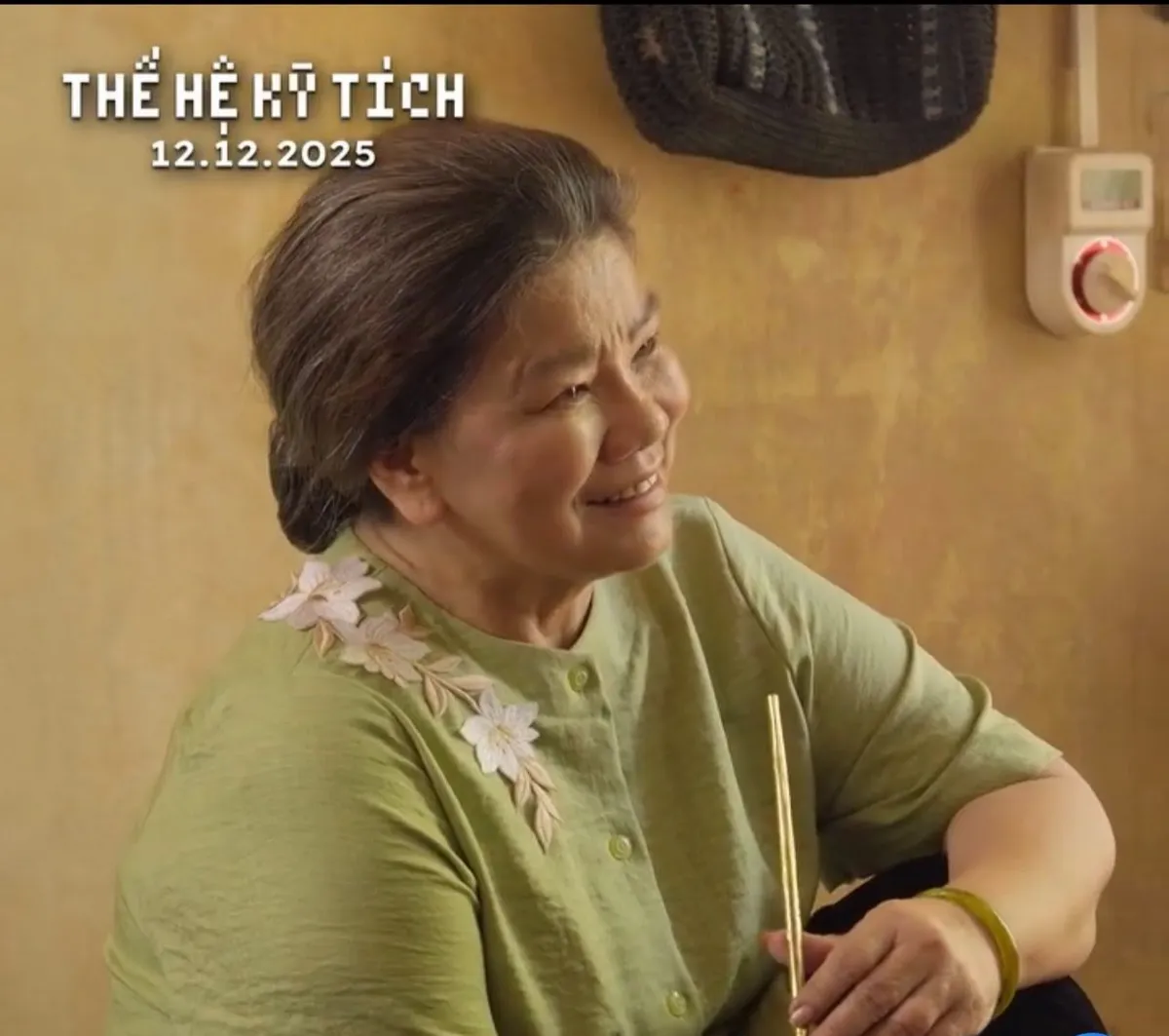 NSND Thanh Hoa chạm ngõ điện ảnh sau 60 năm hoạt động nghệ thuật - Ảnh 1.