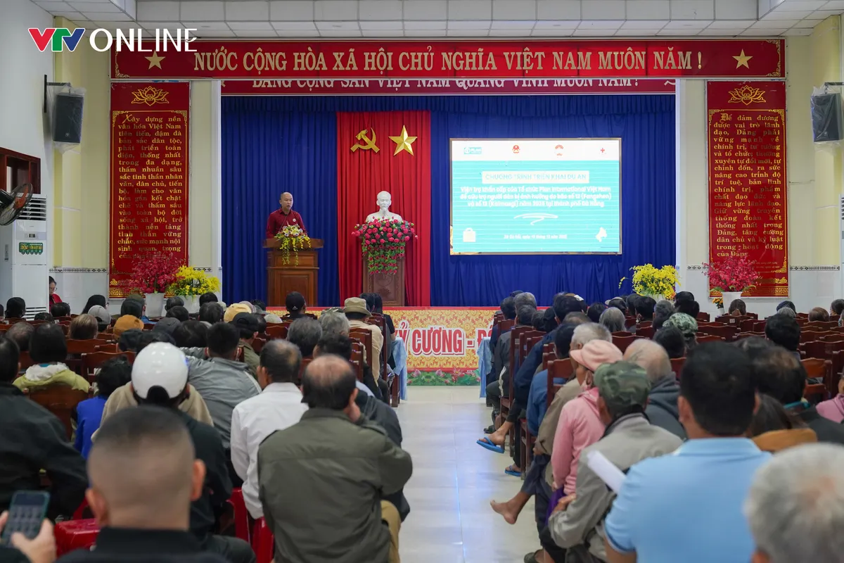 Người dân Đà Nẵng được viện trợ gần 2 tỷ đồng do bão lũ - Ảnh 1.