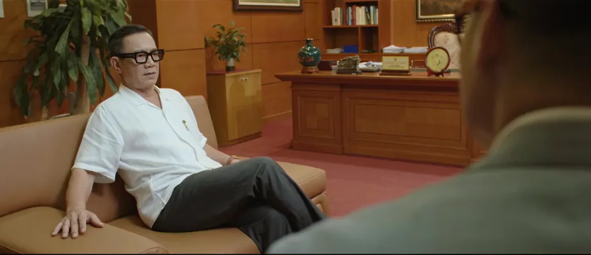 Lằn ranh - Tập 28: Phó Bí thư Sách ngoại tình với Trinh - Ảnh 5.