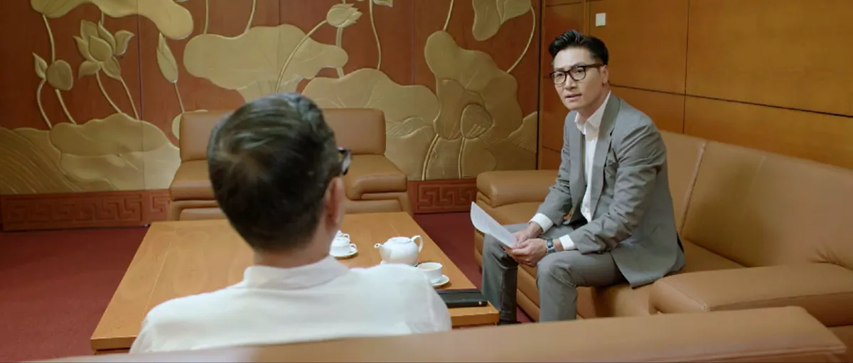 Lằn ranh - Tập 28: Phó Bí thư Sách ngoại tình với Trinh - Ảnh 6.