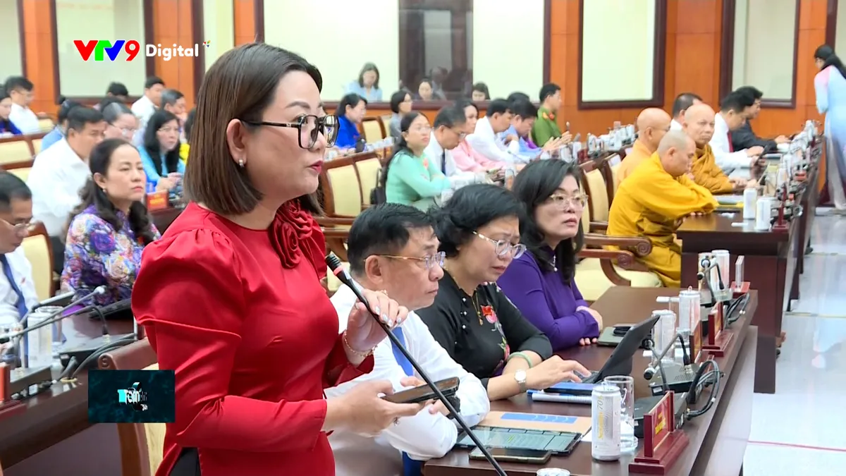 TC24H-1012-1 châu trương hoàng thảo.jpg