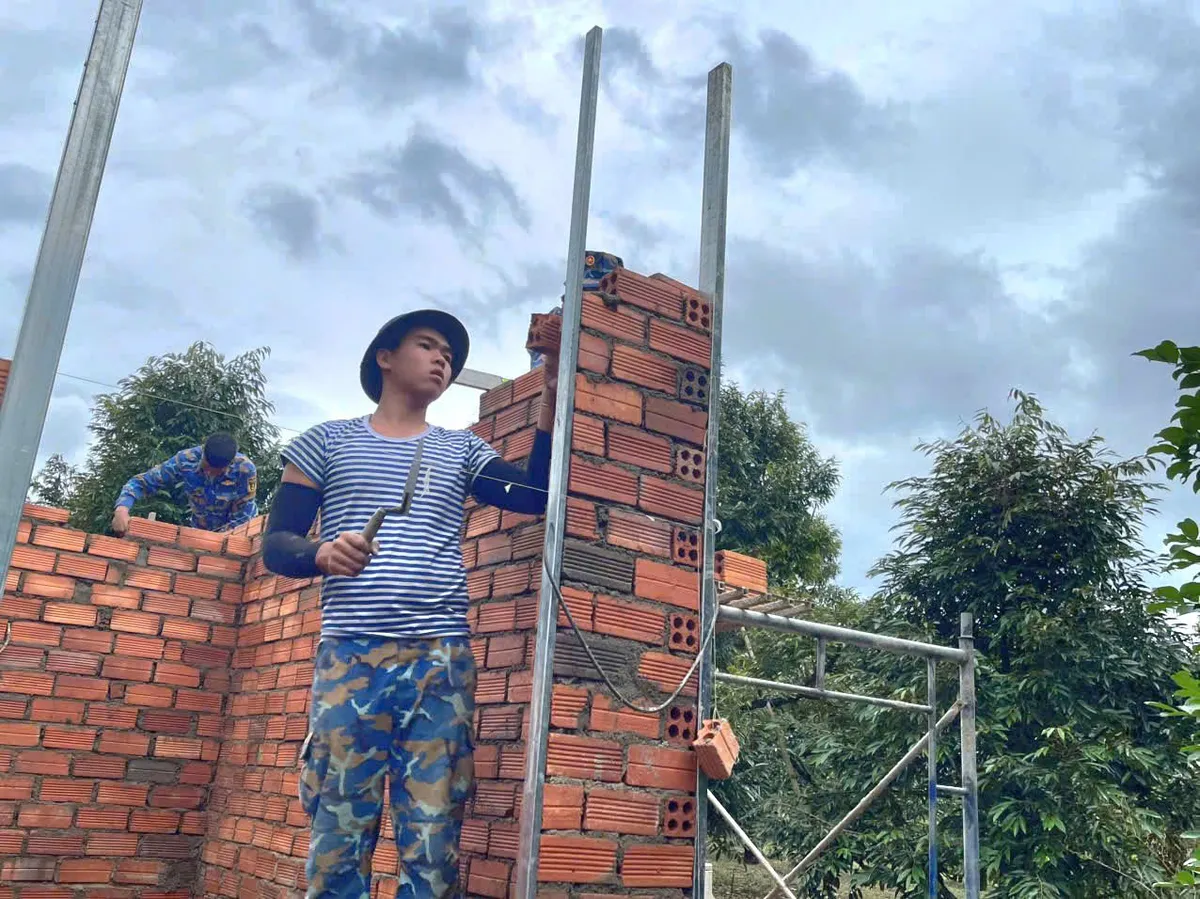 Bộ Tư lệnh Vùng 4 Hải quân tăng tốc chiến dịch Quang Trung, quyết tâm về đích trước kế hoạch - Ảnh 2.