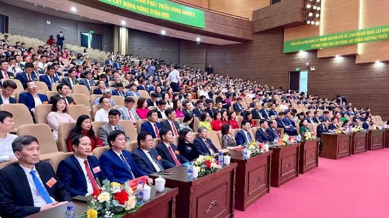 X&acirc;y dựng n&ocirc;ng d&acirc;n Ninh B&igrave;nh văn minh, ph&aacute;t triển to&agrave;n diện trong giai đoạn mới - Ảnh 1.