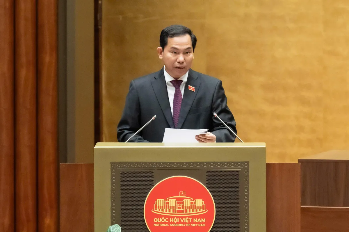 Quốc hội đề nghị nâng cao chất lượng dự báo, ứng phó với thiên tai, bão lũ - Ảnh 1.