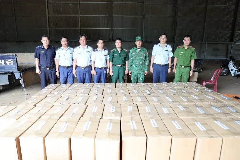 Đồng Nai: Tạm giữ lô hàng bánh kẹo không rõ nguồn gốc- Ảnh 1. Đồng Nai: Tạm giữ lô hàng bánh kẹo không rõ nguồn gốc- Ảnh 1.