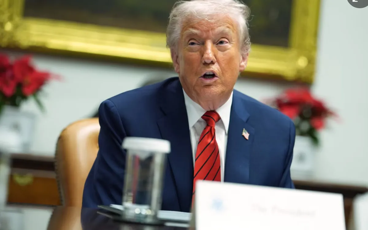 Mỹ ra mắt chương trình thị thực “Thẻ Vàng Trump” - Ảnh 1.