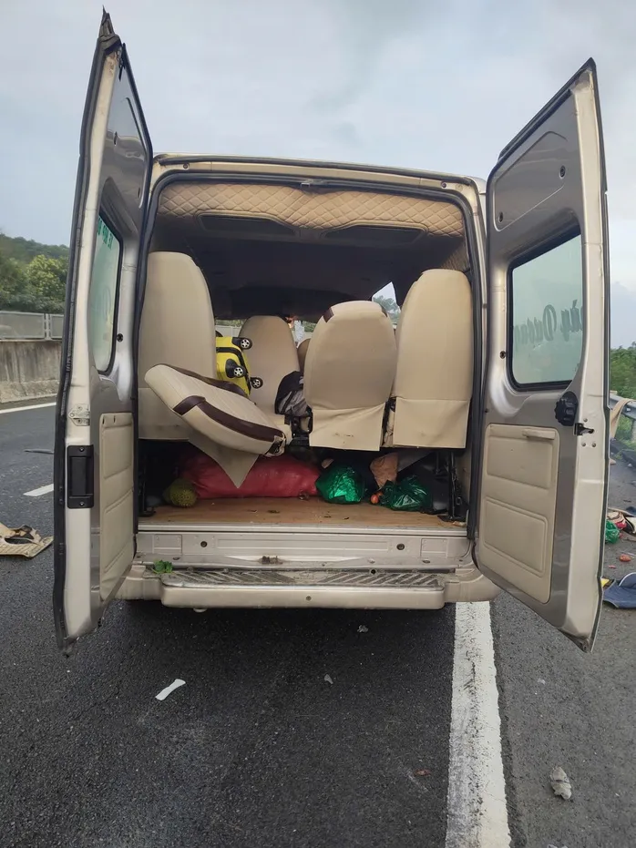 Khởi tố vụ tai nạn khiến 4 người chết trên cao tốc Đà Nẵng - Quảng Ngãi - Ảnh 2.