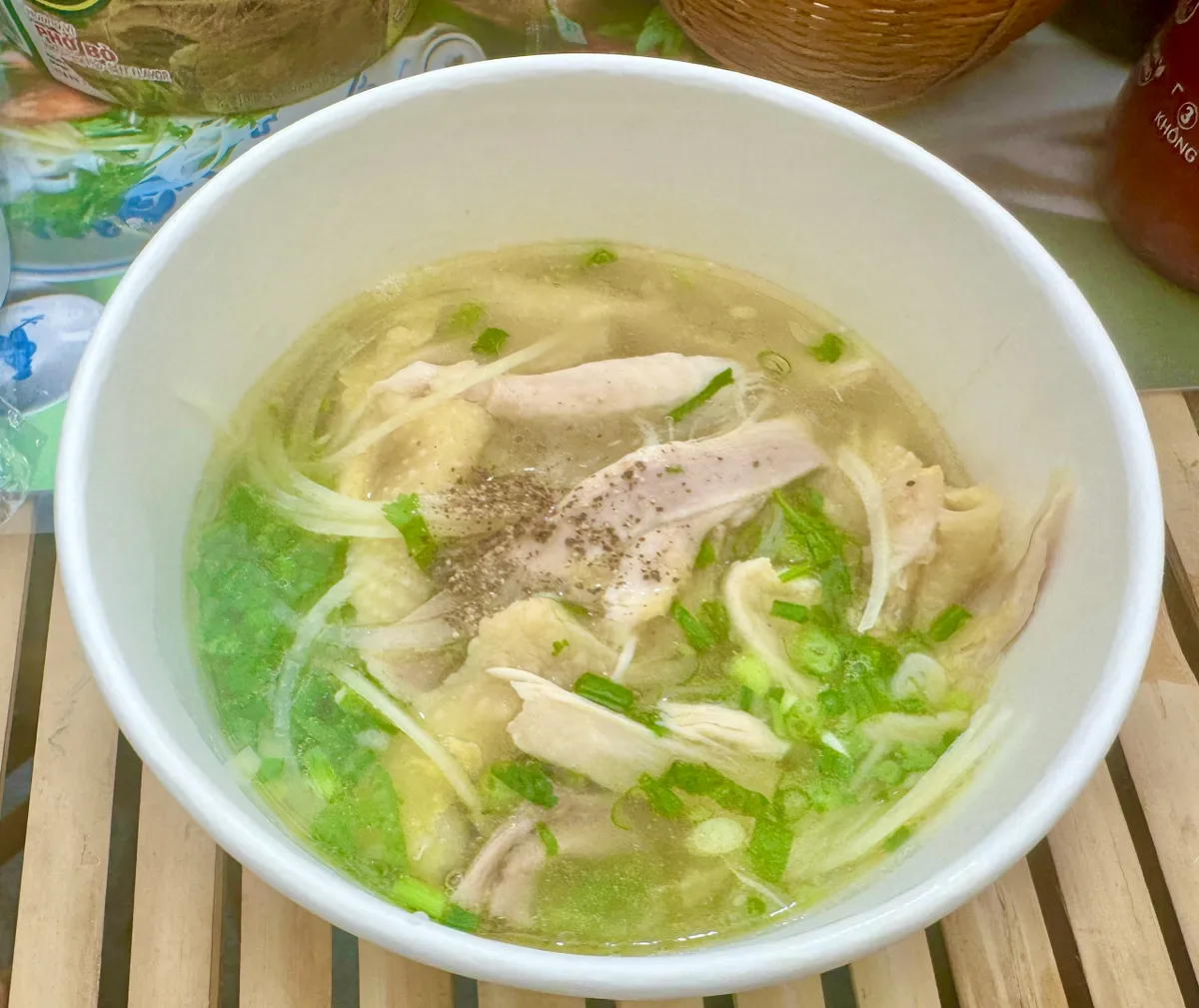 Người dân TP Hồ Chí Minh và du khách hào hứng trải nghiệm Ngày của Phở- Ảnh 6. Người dân TP Hồ Chí Minh và du khách hào hứng trải nghiệm Ngày của Phở- Ảnh 6.