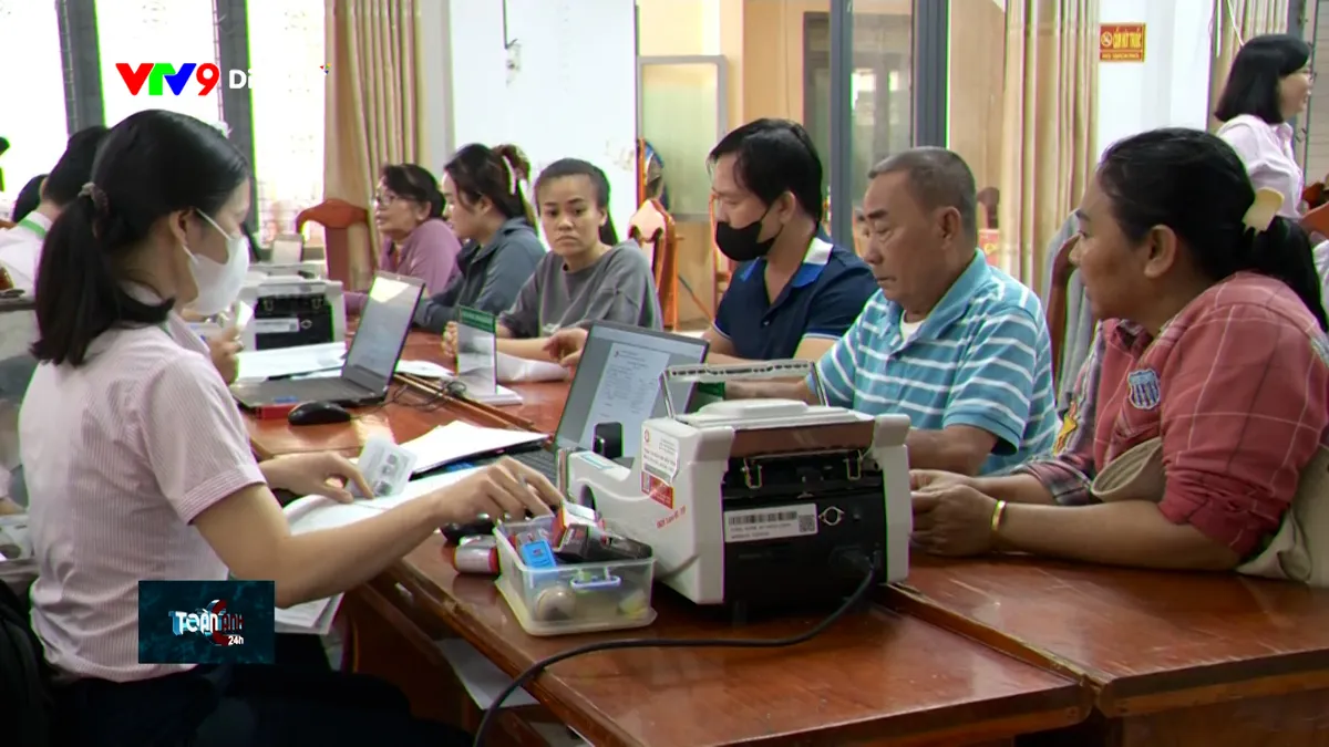 Kịp thời hỗ trợ tín dụng chính sách cho người dân vùng lũ