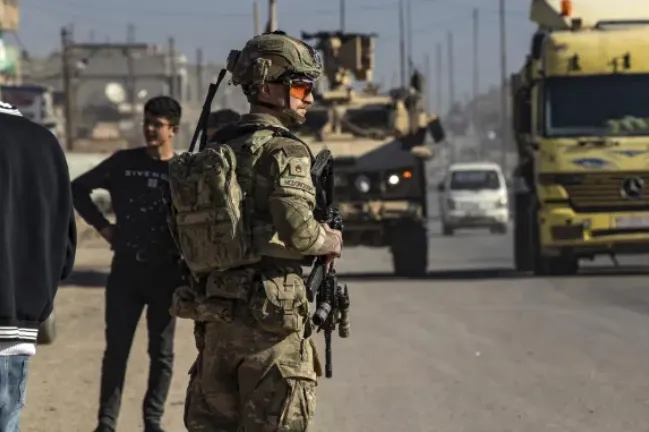 3 c&ocirc;ng d&acirc;n Mỹ thiệt mạng trong vụ tấn c&ocirc;ng ở Syria, Tổng thống Trump đe dọa trả đũa IS- Ảnh 1.