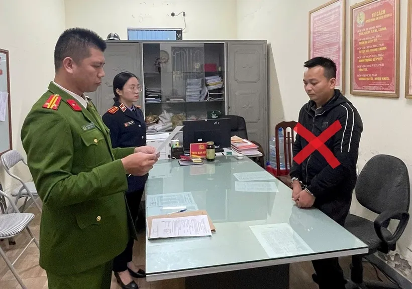 Bắt giam đối tượng lao xe vào Cảnh sát giao thông ở Hải Phòng - Ảnh 1.