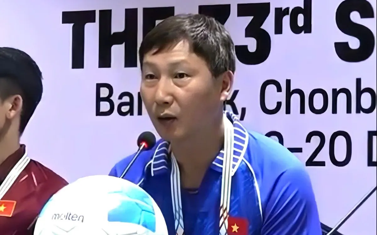 HLV Kim Sang Sik đánh giá cao đối thủ U22 Philippines
- Ảnh 1.