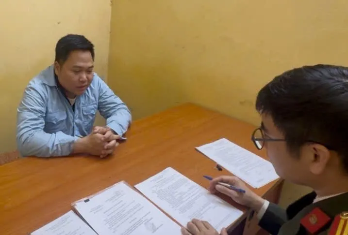 Hiệu trưởng Trường Cao đẳng Du lịch H&agrave; Nội bị khởi tố v&igrave; sai phạm chi tiền cho sinh vi&ecirc;n- Ảnh 2.