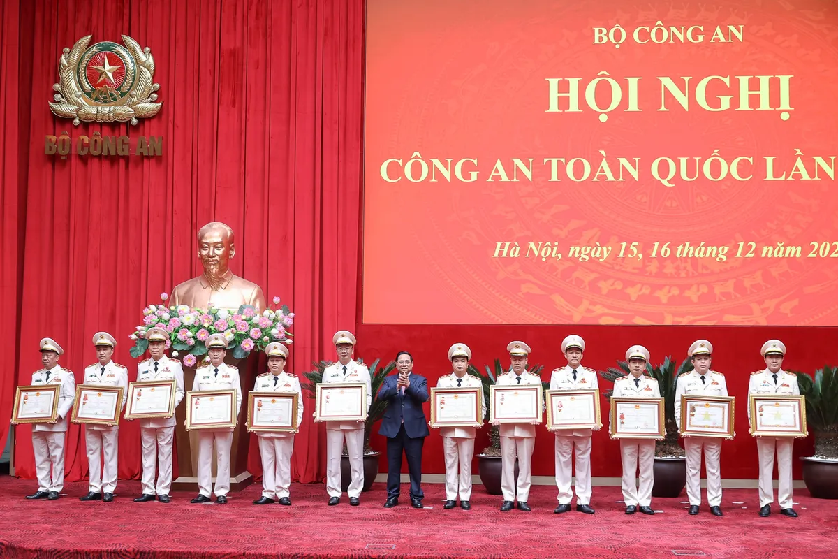 Thủ tướng Phạm Minh Ch&iacute;nh dự Hội nghị C&ocirc;ng an to&agrave;n quốc lần thứ 81- Ảnh 5.