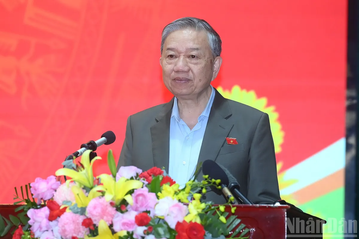 Tổng Bí thư Tô Lâm: Không thể biến trường học thành nơi làm dịch vụ thu tiền- Ảnh 1. Tổng Bí thư Tô Lâm: Không thể biến trường học thành nơi làm dịch vụ thu tiền- Ảnh 1.