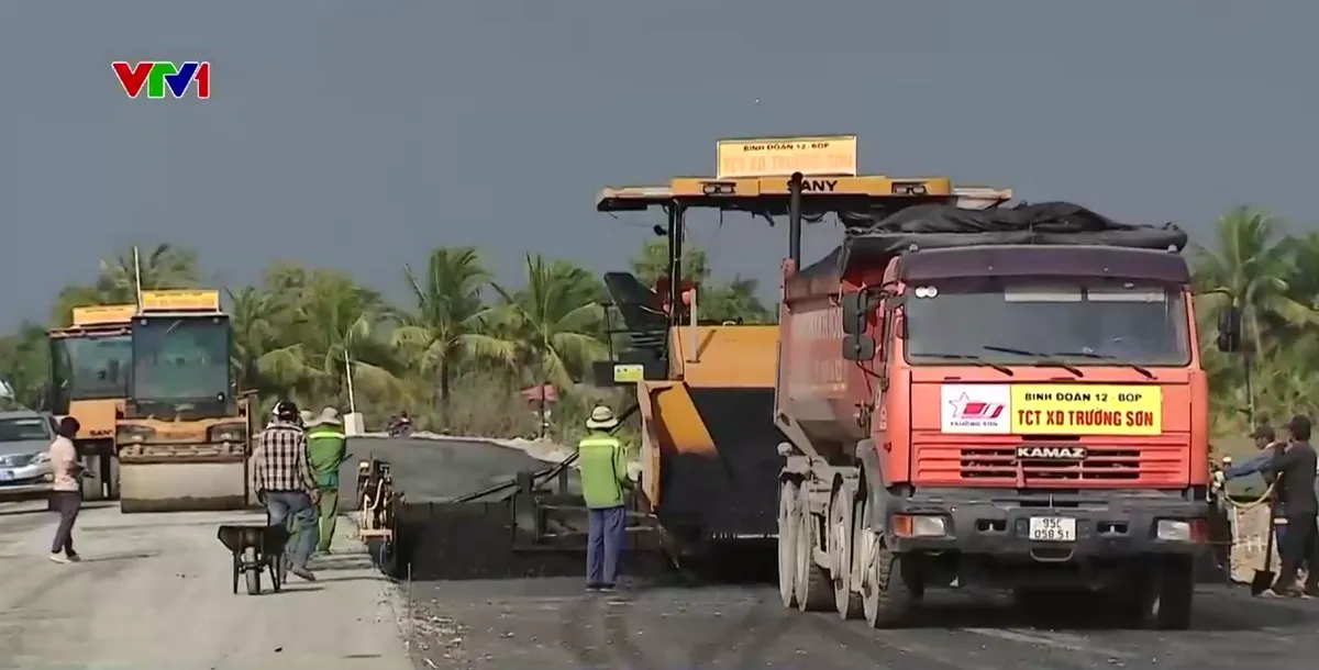 Tăng tốc tr&ecirc;n cao tốc Cần Thơ &ndash; C&agrave; Mau - Ảnh 1.