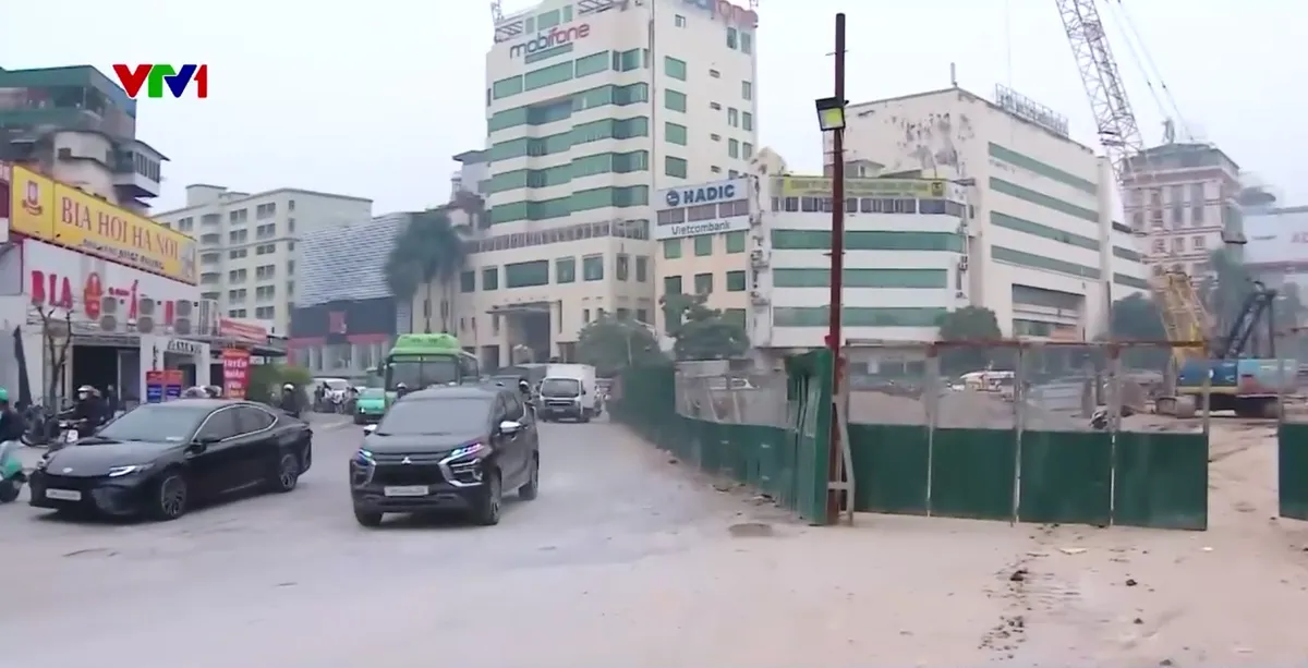 Hà Nội lên phương án giảm thiểu bụi trong xây dựng - Ảnh 4.