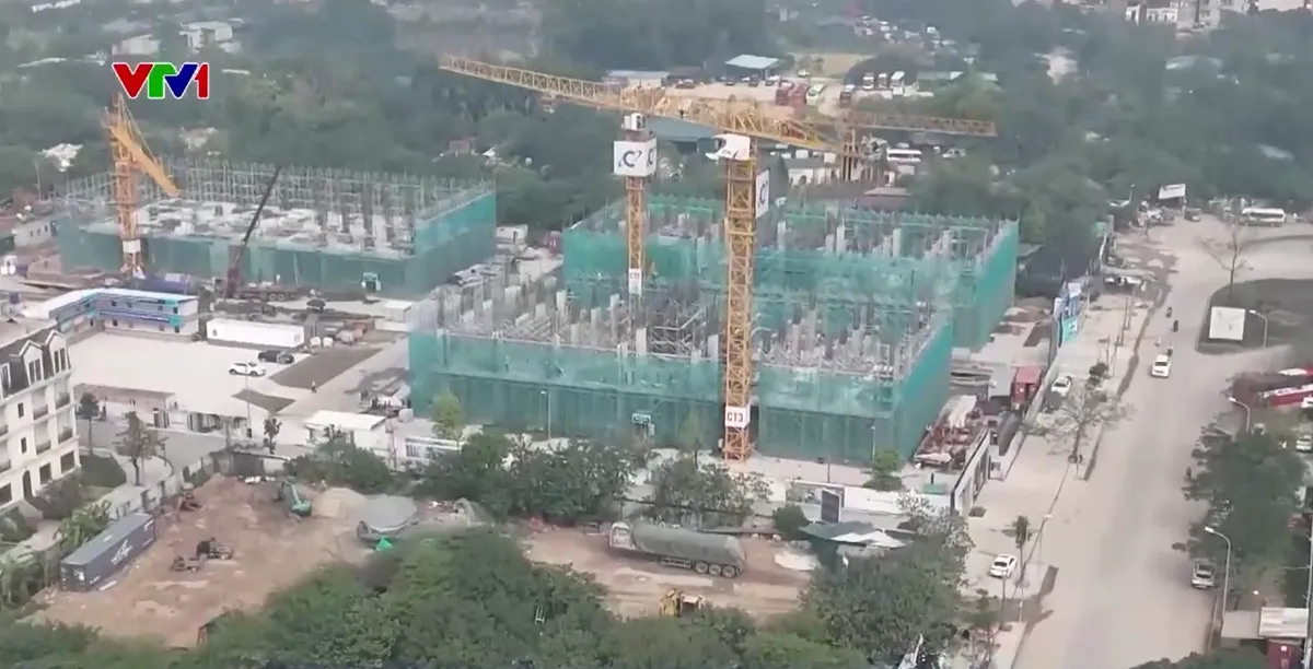 Hà Nội lên phương án giảm thiểu bụi trong xây dựng - Ảnh 1.