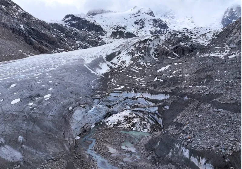 Số lượng s&ocirc;ng băng biến mất dự kiến sẽ đạt đỉnh v&agrave;o giữa những năm 2050 - Ảnh 1.