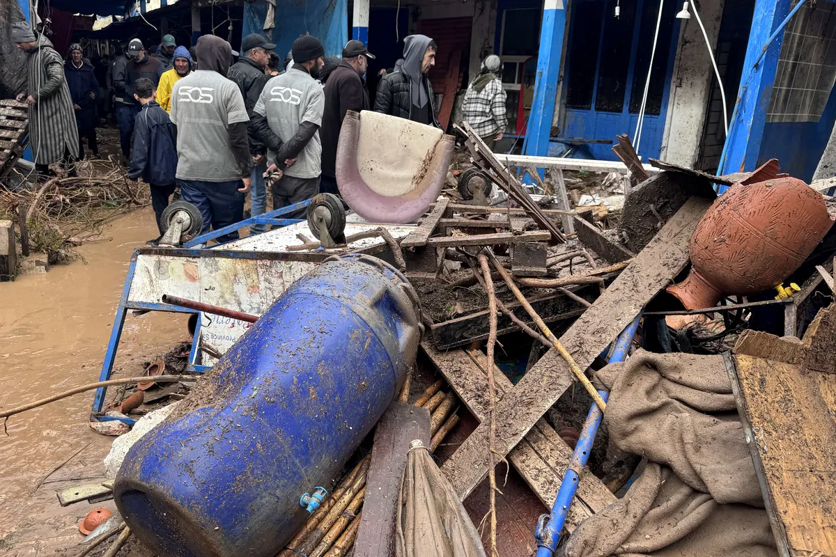 Ít nhất 37 người thiệt mạng trong trận lũ quét ở Morocco - Ảnh 3.