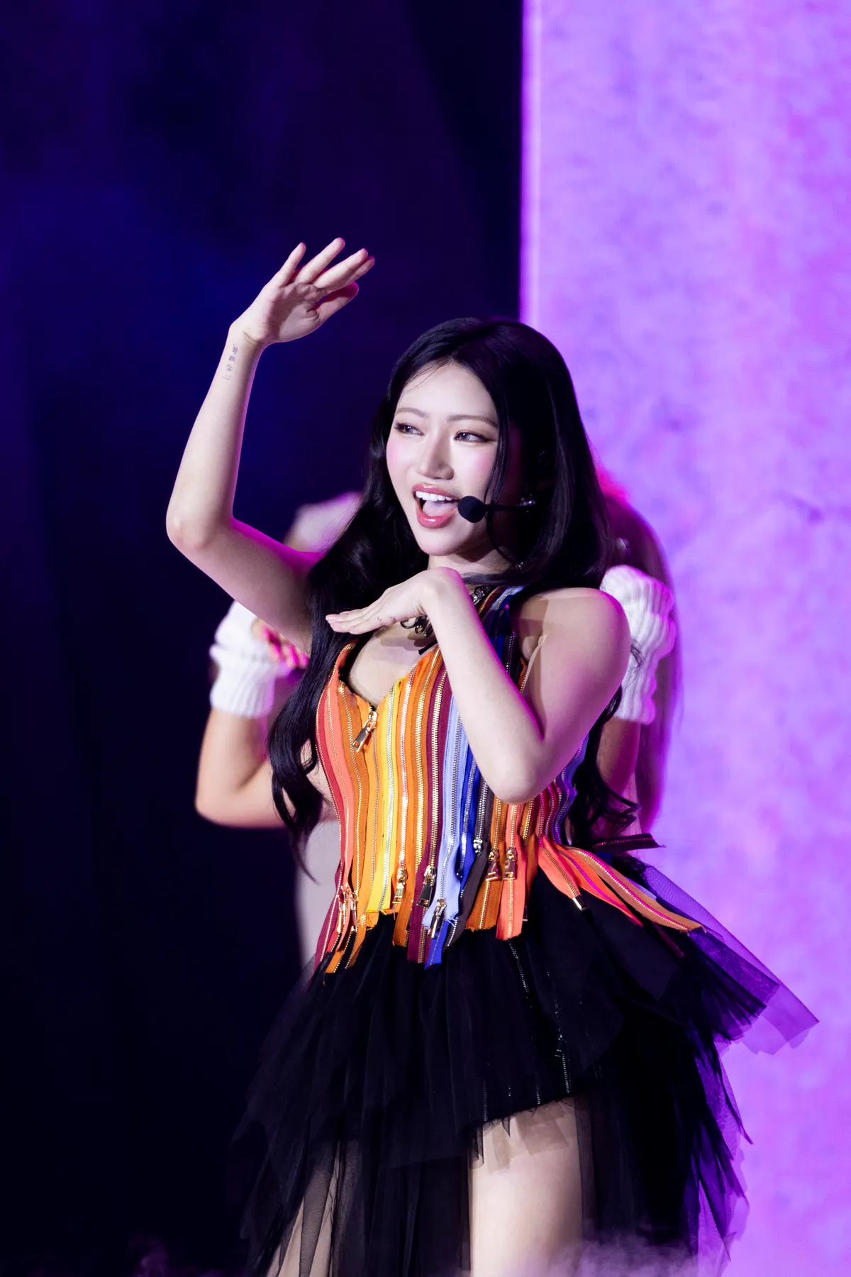 Cặp đ&ocirc;i mới l&agrave;ng nhạc gọi t&ecirc;n Orange v&agrave; WOKEUP- Ảnh 1.