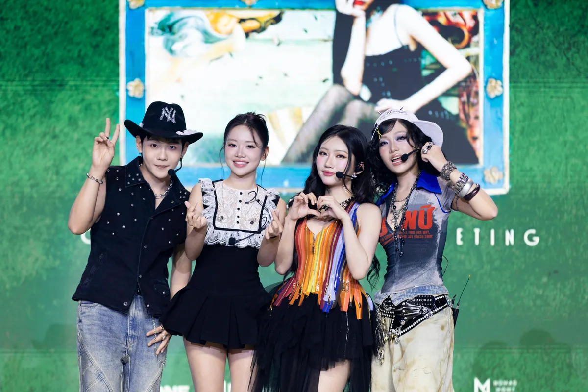 Cặp đ&ocirc;i mới l&agrave;ng nhạc gọi t&ecirc;n Orange v&agrave; WOKEUP- Ảnh 5.