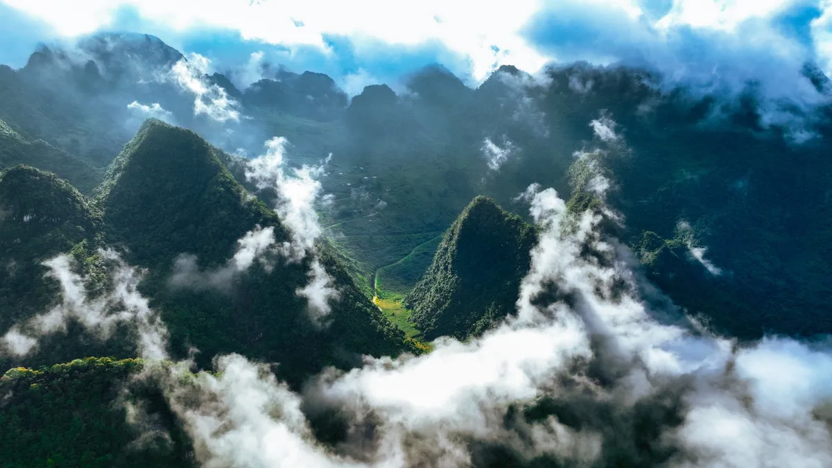 L&ugrave;ng T&aacute;m &ndash; Tuy&ecirc;n Quang: Bản giao hưởng của đ&aacute; v&agrave; sắc m&agrave;u dệt thổ cẩm- Ảnh 3.