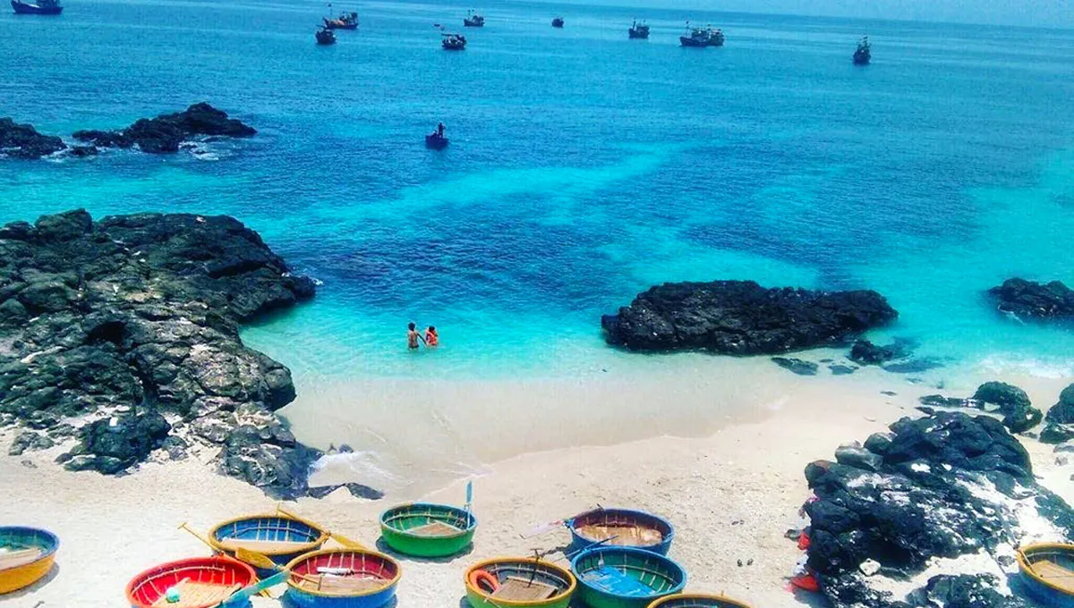 Mở kh&oacute;a kinh tế biển: L&yacute; Sơn biến di sản địa chất th&agrave;nh "mỏ v&agrave;ng" du lịch trải nghiệm s&acirc;u- Ảnh 2.