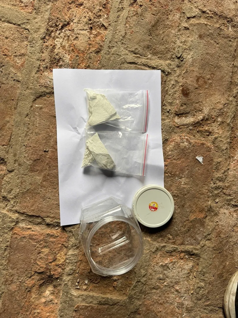 Triệt ph&aacute; boong ke ma t&uacute;y nu&ocirc;i ch&oacute; canh g&aacute;c, lắp camera gi&aacute;m s&aacute;t ở Hưng Y&ecirc;n - Ảnh 3.