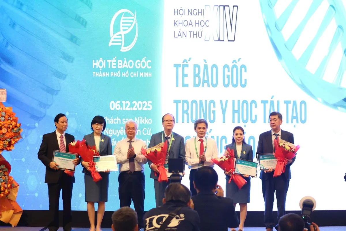 Mescells giới thiệu tiềm năng bảo tồn hoại tử chỏm xương đ&ugrave;i bằng tế b&agrave;o gốc tại Hội nghị Tế b&agrave;o gốc XIV- Ảnh 3.