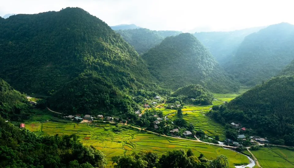 T&acirc;n Lạc &ndash; Ph&uacute; Thọ: Miền di sản thi&ecirc;n nhi&ecirc;n v&agrave; hơi thở nguy&ecirc;n sơ nơi đất Tổ- Ảnh 3.