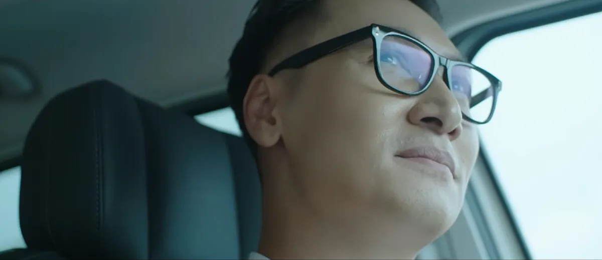 Lằn ranh - Tập 33: Khắc sẽ phản bội ông Sách? - Ảnh 7.