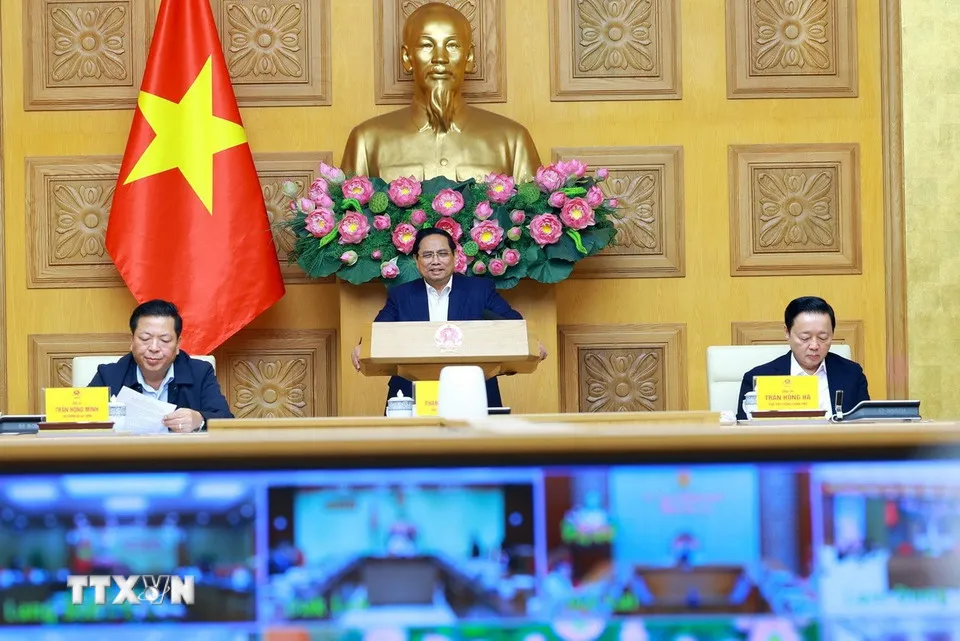 Thủ tướng: Phải đ&aacute;p ứng nhu cầu nh&agrave; ở v&agrave; quyền c&oacute; chỗ ở của nh&acirc;n d&acirc;n - Ảnh 1.