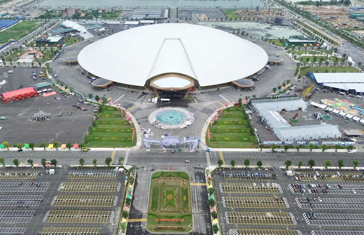 Những c&ocirc;ng trường triệu tỷ đồng: Lời cam kết cho một chu kỳ ph&aacute;t triển mới- Ảnh 1.