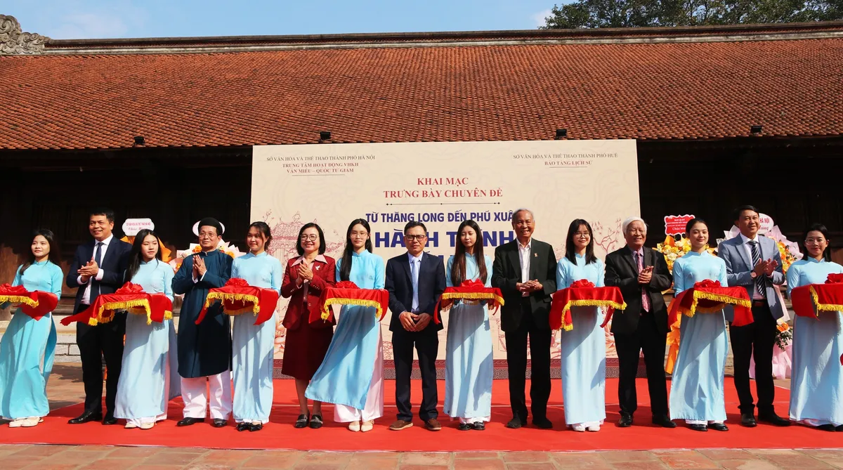 Độc đ&aacute;o h&agrave;nh tr&igrave;nh gốm Việt - Ảnh 1.