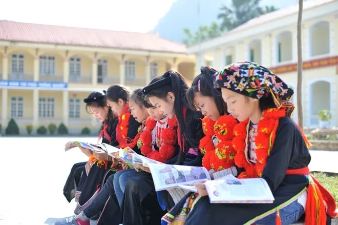 Đ&ograve;n bẩy nhận thức cho tăng trưởng bền vững v&ugrave;ng đồng b&agrave;o d&acirc;n tộc thiểu số v&agrave; t&ocirc;n gi&aacute;o - Ảnh 1.