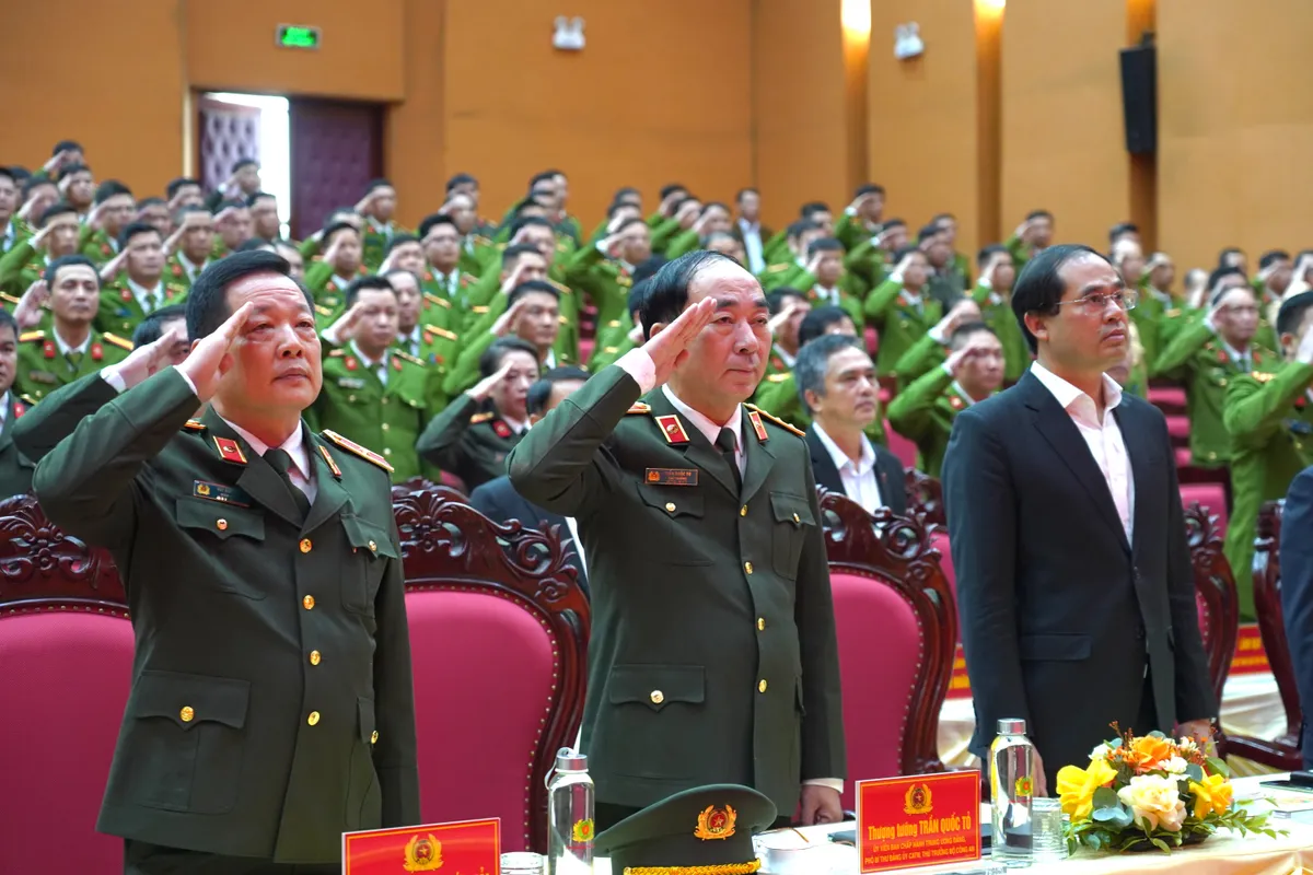 Th&aacute;i Nguy&ecirc;n: K&eacute;o giảm 13,3% tội phạm v&agrave; h&agrave;nh tr&igrave;nh v&igrave; nh&acirc;n d&acirc;n trong b&atilde;o lũ - Ảnh 2.